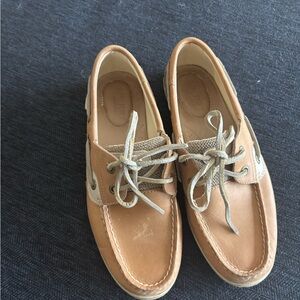 Sperry Tan Loafers with Moccasin Stitching and Nautical Design